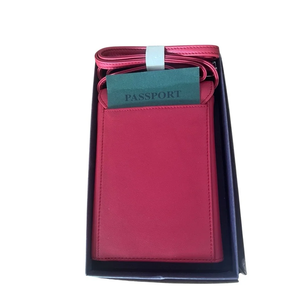 Royce Red Leather Crossbody Passport Travel Wallet With Adjustable Strap‎ NIB